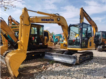 Kāpurķēžu ekskavators KOMATSU PC70-8