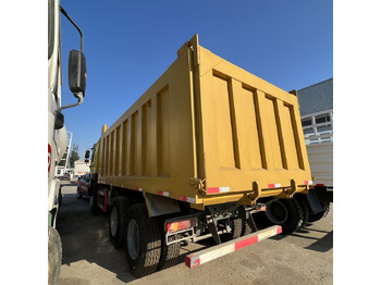 Kravas automašīna pašizgāzējs Sinotruk HOWO 371 6*4 Dump truck: foto 5