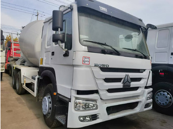 Betonvedējs SINOTRUK HOWO