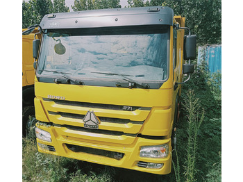 Kravas automašīna pašizgāzējs SINOTRUK HOWO