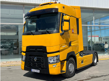 Vilcējs RENAULT T 520