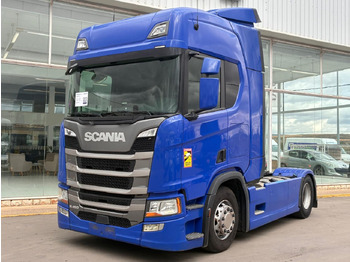 Vilcējs SCANIA R 450