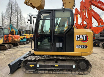 Mini-ekskavators CATERPILLAR 307E2