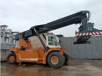 Sānu konteineru krāvējs