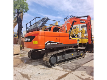 Kāpurķēžu ekskavators DOOSAN DX225LC-9C