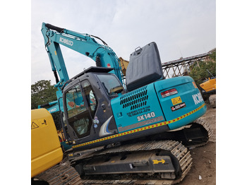 Kāpurķēžu ekskavators KOBELCO SK140: foto 3