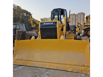 Buldozers SHANTUI