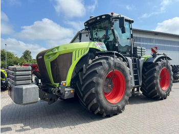 Traktors CLAAS Xerion 5000