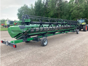 Labības kombains JOHN DEERE