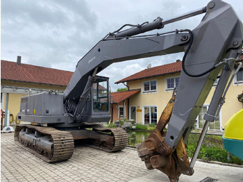 Kāpurķēžu ekskavators VOLVO EC300