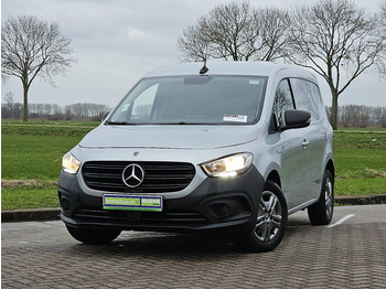 Furgons ar slēgtā virsbūve MERCEDES-BENZ Citan