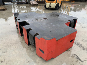 Pretsvars - Celtniecības tehnika Grove GMK 6400 central counterweight 10 ton: foto 3