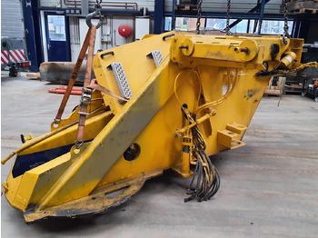 Virsbūve un ārpuse LIEBHERR