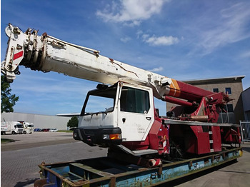 Visurgājējs celtnis LIEBHERR LTM 1040-2.1