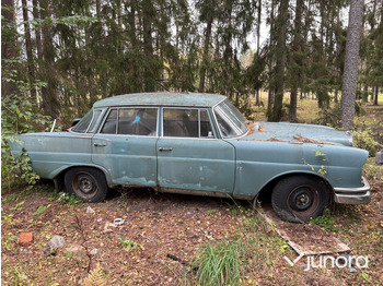 Vieglā automašīna Renoveringsobjekt - Mercedes-Benz 220 S: foto 2 Vieglā automašīna Renoveringsobjekt - Mercedes-Benz 220 S: foto 2