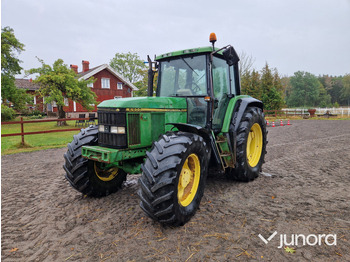 Traktors JOHN DEERE 6900