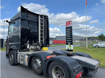 Vilcējs Mercedes-Benz Actros 2545 LS: foto 3