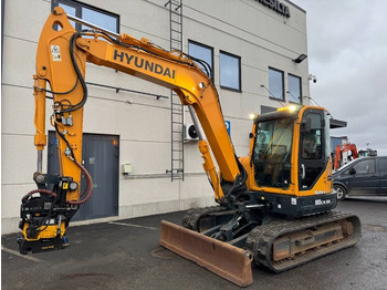 Mini-ekskavators Hyundai R80CR-9A PYÖRITTÄJÄLLÄ: foto 2