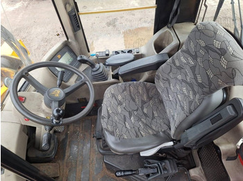 Riteņu iekrāvējs JCB 416 HT: foto 5