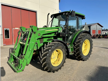 Traktors JOHN DEERE 5100M