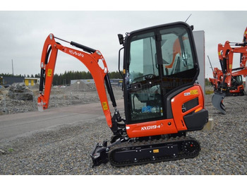 Mini-ekskavators KUBOTA KX019-4
