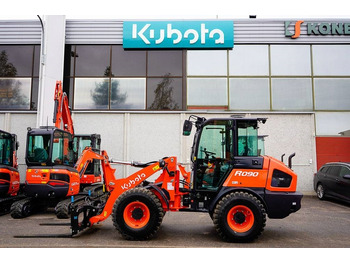 Riteņu iekrāvējs KUBOTA R090