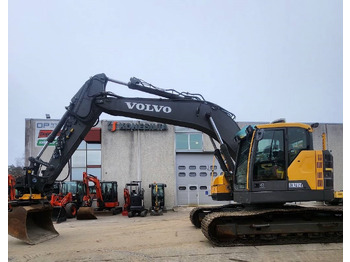 Kāpurķēžu ekskavators VOLVO ECR235EL