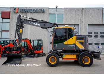 Riteņu ekskavators VOLVO EWR150E