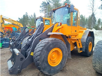 Riteņu iekrāvējs VOLVO L120E