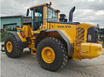 Riteņu iekrāvējs VOLVO L120F