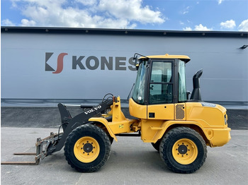 Riteņu iekrāvējs VOLVO L30G
