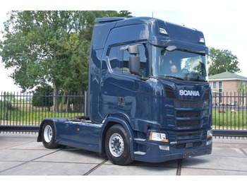 Vilcējs SCANIA S 450