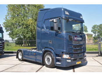 Vilcējs SCANIA S 450