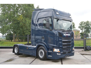 Vilcējs SCANIA S 450