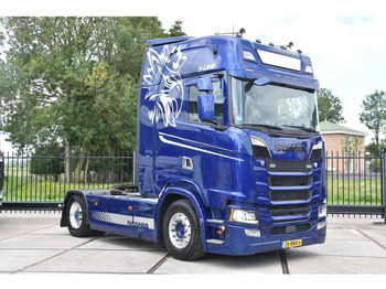 Vilcējs SCANIA S 500