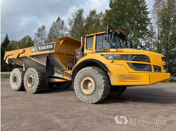 Artikulētias pašizgāzējs VOLVO A40G