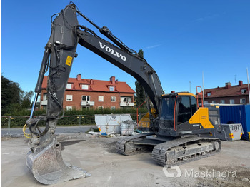 Kāpurķēžu ekskavators VOLVO EC250EL