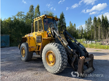 Riteņu iekrāvējs VOLVO L70