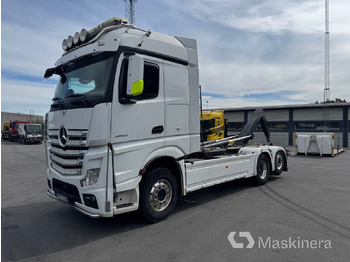 Pacēlājs ar āķi MERCEDES-BENZ Actros
