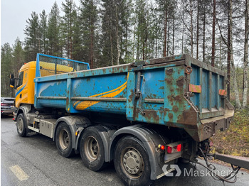 Kravas automašīna pašizgāzējs Scania R500LB8X4*4HHA Kassett bil Scania R500 tridem med vagn: foto 4