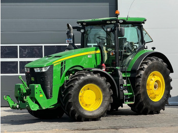 Traktors JOHN DEERE 8400