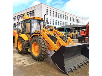 Ekskavators-iekrāvējs JCB 4CX