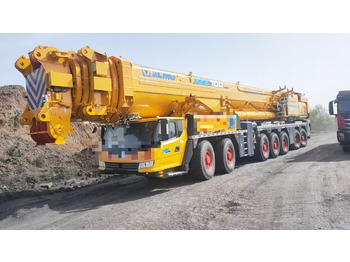 Visurgājējs celtnis XCMG Official Second Hand Mobile Truck Crane XCA700 All Terrain Cranes With High Quality: foto 2
