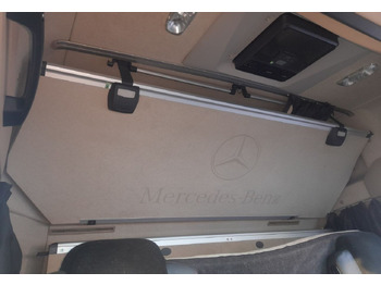 Kabīne un interjers MERCEDES-BENZ Actros