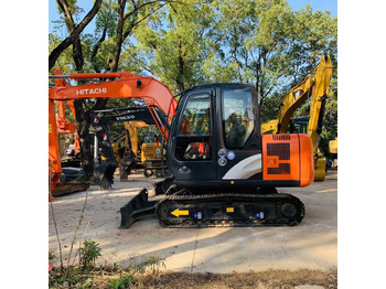 Kāpurķēžu ekskavators Hitachi 6 ton Mini Excavator ZX60 Excellent Condition: foto 4