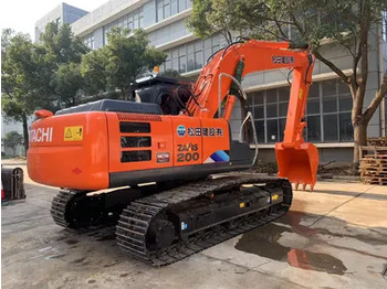 Kāpurķēžu ekskavators HITACHI ZX200