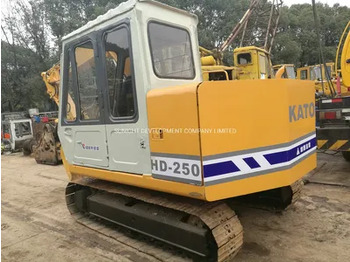 Kāpurķēžu ekskavators SUMITOMO
