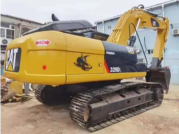 Kāpurķēžu ekskavators CATERPILLAR 330DL