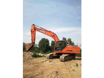 Kāpurķēžu ekskavators DOOSAN DX225LC