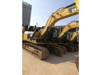 Kāpurķēžu ekskavators CATERPILLAR 320D